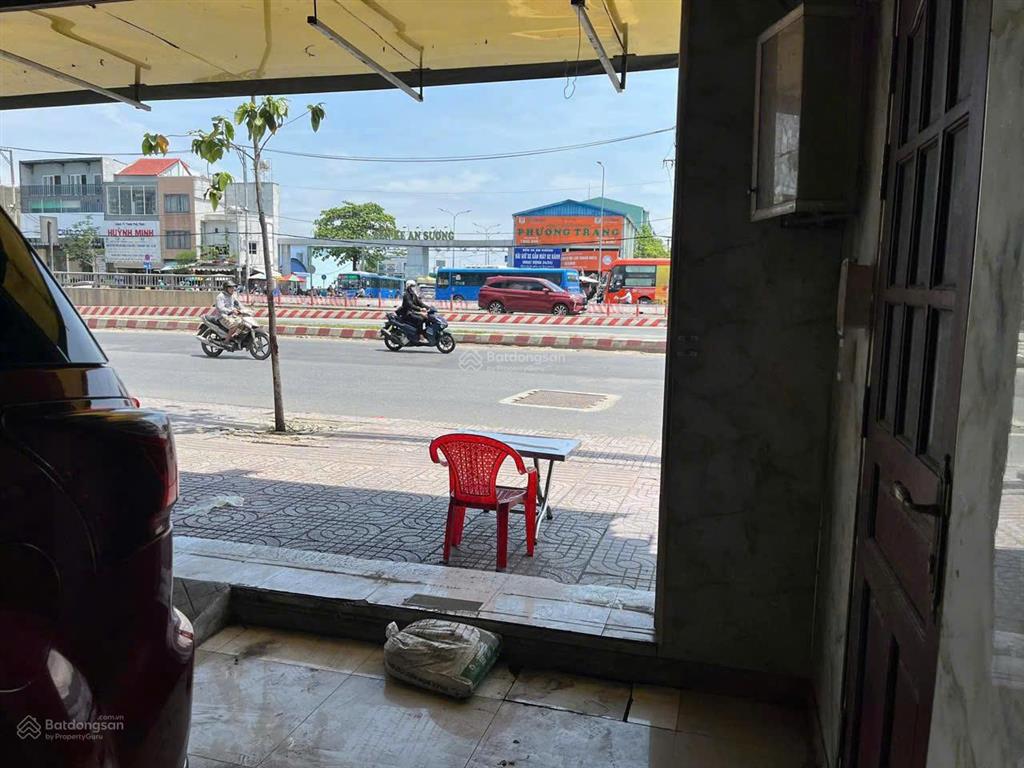 Cho thuê nhà giá cạnh tranh mt quốc lộ 22 (lê quang đạo), p. trung mỹ tây, q.12, 30tr.