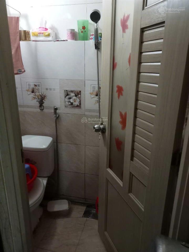 Chính chủ cho thuê nhà nguyên căn hẻm 2.6m số 245/79/37 nguyễn trãi, p. nguyễn cư trinh, q.1, 2.7tr