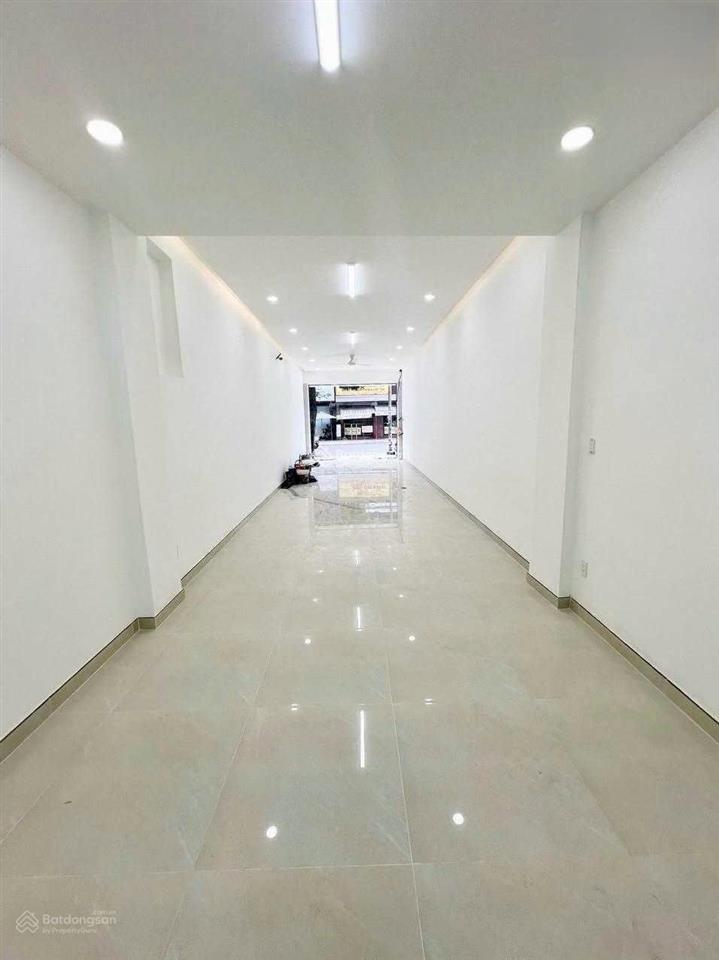 Cho thuê nhà mt đinh tiên hoàng, p. đa kao, q. 1, 30tr