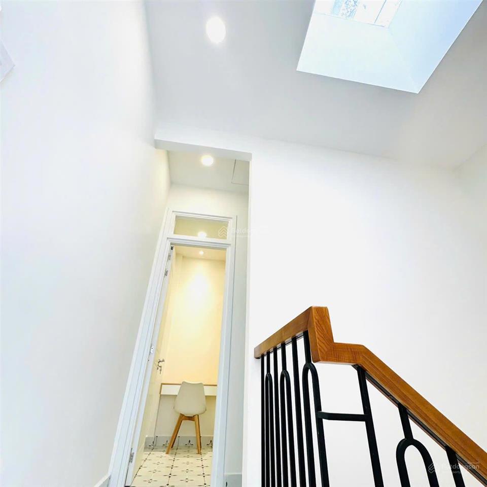 Bán nhà hẻm 5m (xt) trường chinh, p.14, q.tb, 6.5 tỷ.