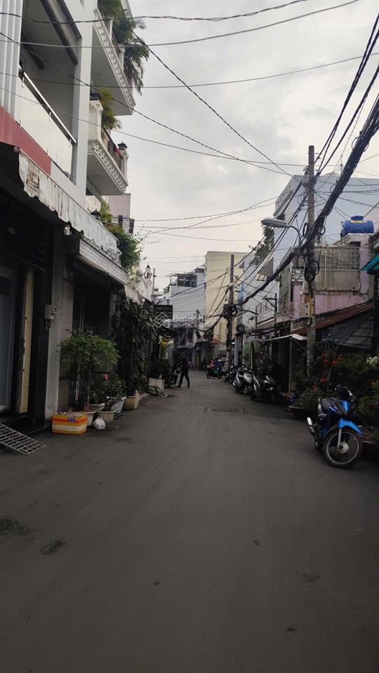 Bán nhà hẻm 4m(xh) bà hom, p.13, q.6, 6.3 tỷ.