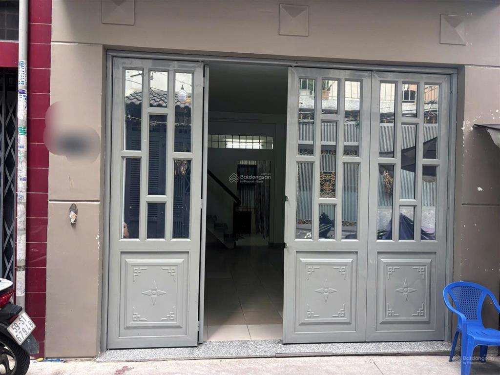 Cho thuê nhà hẻm 4m(bg) nguyễn văn cừ, p. 2, q. 5, 11tr