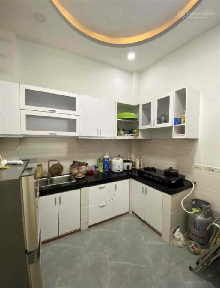 Cho thuê nhà mtnb 6m(xt) đường 39, p.10, q.6, 13tr.