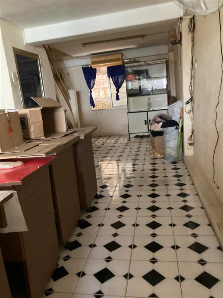 Bán nhà 2 hẻm 2m thái phiên, p.2, q.11, 5.9 tỷ.