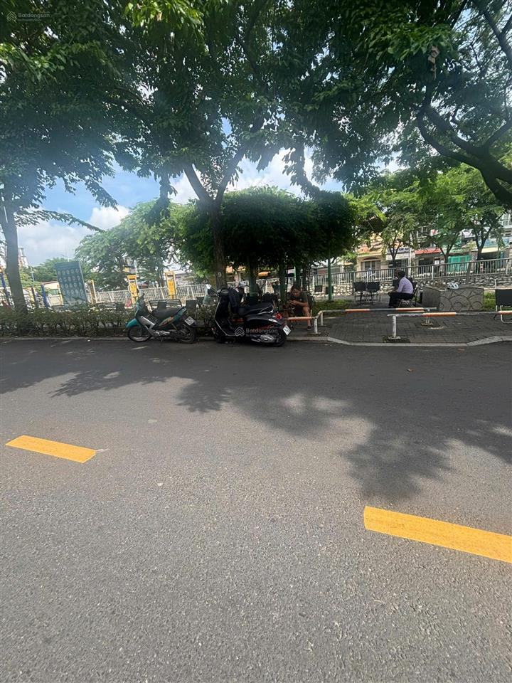 Cho thuê nhà mt phan văn khỏe, p5, q6, 9,5tr