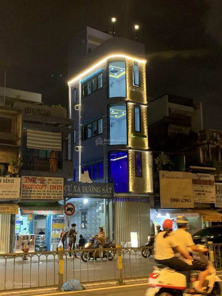 Cho thuê nhà giá rẻ chính chủ 2mt 290a lý thái tổ, p.1, q.3, 16tr