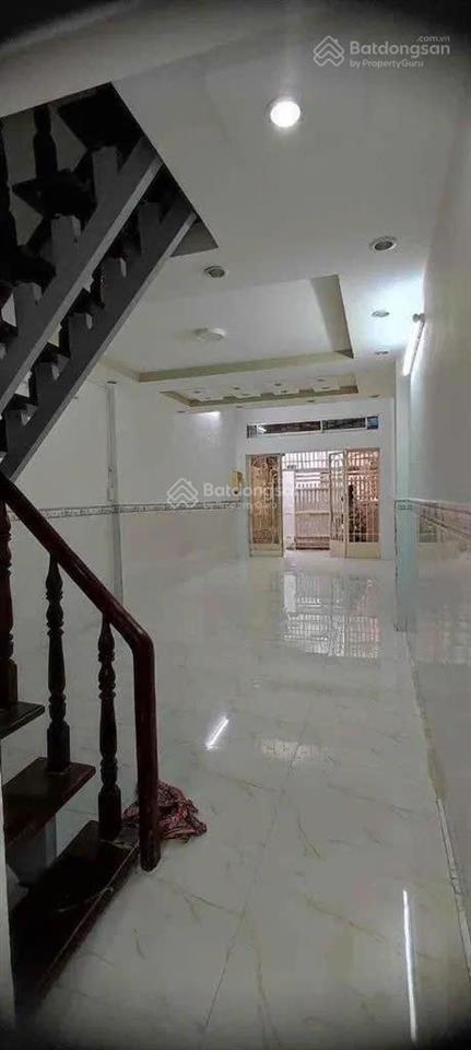 Cho thuê nhà hẻm 3,5m (bg) đoàn văn bơ, p. 14, q.4, 13tr