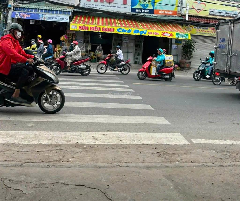 Cho thuê nhà mt quốc lộ 50, p. bình hưng, h. bình chánh, 40tr
