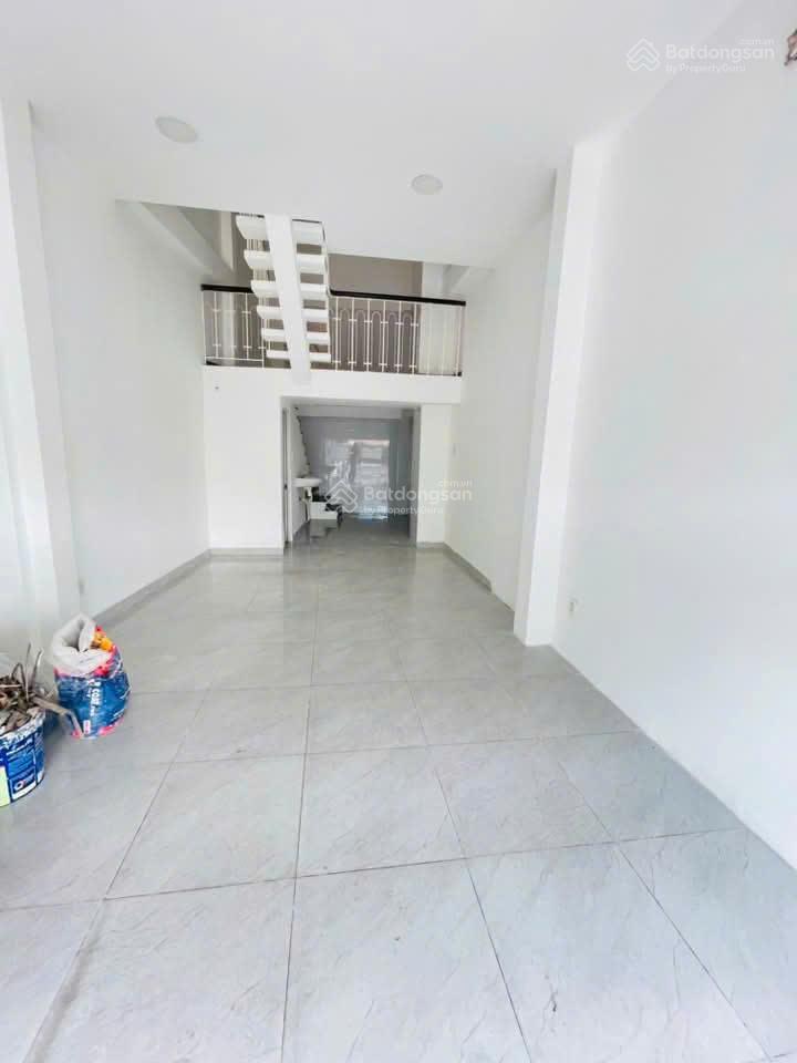 Cho thuê nhà mt hoàng văn thụ, p.8, q. phú nhuận, 25tr