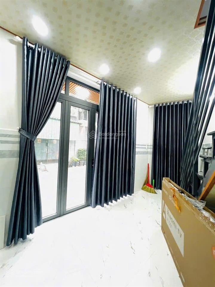 Cho thuê nhà mt đường số 1, phường 10, quận tân bình, 17tr.
