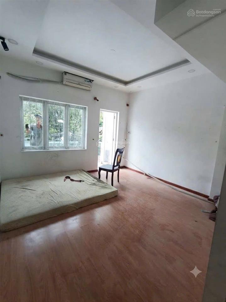 Cho thuê nhà mặt tiền giá rẻ khu bình phú, lý chiêu hoàng, p. 10, q. 6, 17tr.