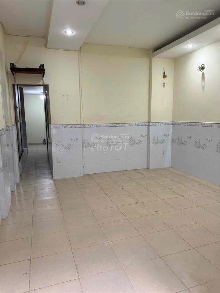 Cho thuê nhà hẻm 2m (xm) phạm văn bạch, p. 15, q. tb, 10tr.