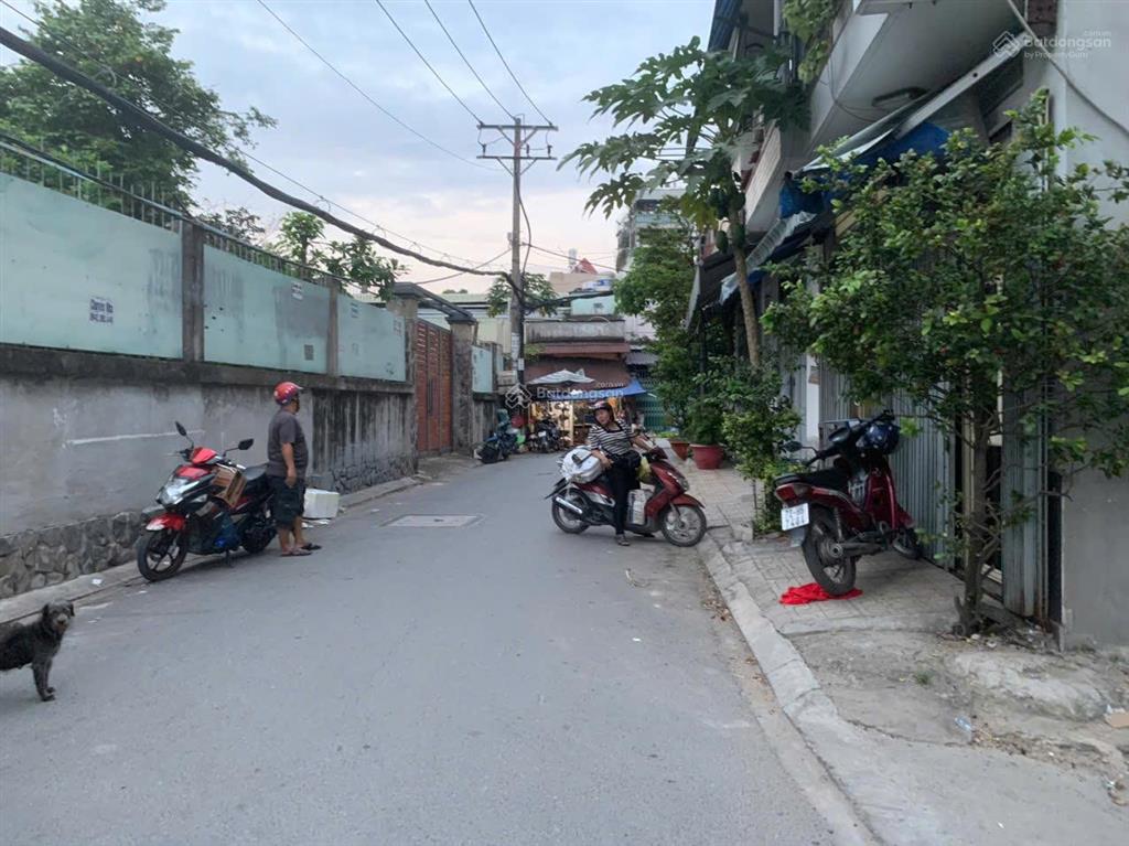 Cho thuê biệt thự giá rẻ 2 mtnb 6m (xt) 738/11 ql1a, bhh b, bt, 14tr