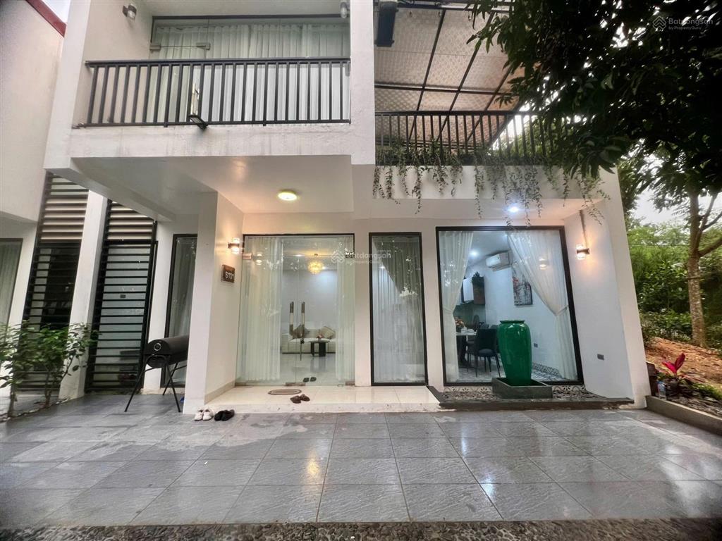Bán căn biệt thự góc ven sườn đồi, cạnh hồ  sun village lương sơn  hòa binh