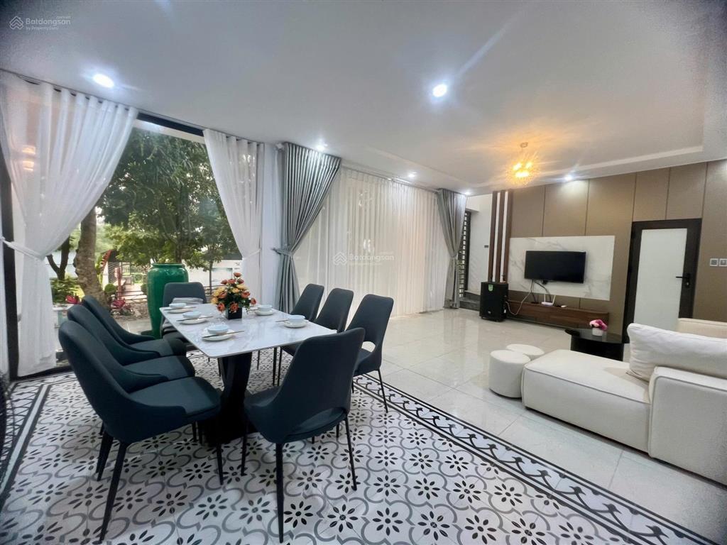 Bán căn biệt thự góc ven sườn đồi, cạnh hồ  sun village lương sơn  hòa binh