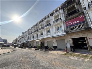 Nhà phố 1 trệt 3 lầu trực diện nhà lồng chợ bách hóa  chợ cái vồn, thuận tiện kinh doanh, mua bán