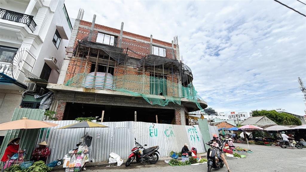 Nhà phố góc 2 mặt tiền siêu vip  trực diện chợ cái vồn
