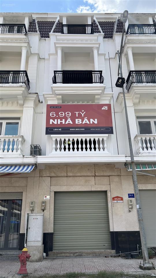 Nhà phố 1 trệt 3 lầu trực diện chợ cái vồn  vị trí vàng kinh doanh, mua bán