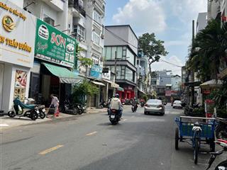 Bán nhà mặt tiền 3 tầng đường tân phước, phường 6, quận 10, dt 39m2. giá 11,4 tỷ