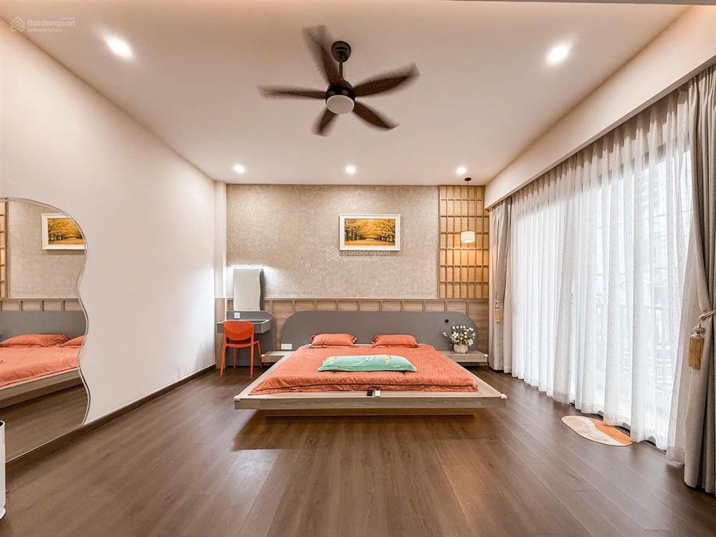 Bán nhà mặt tiền đường nguyễn chí thanh q10 dt 5x28 kc 1 trệt 2 lầu hđt 50tr/th giá 28,8 tỷ