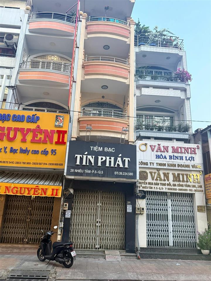 Chính chủ bán nhà hẻm xe hơi kinh doanh đường cmt8 q10 dt 3.7x20 kc 4 lầu giá 11,2 tỷ