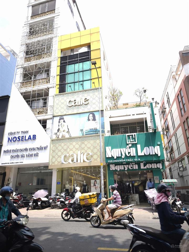 Đối diện trường đh kinh tế đường nguyễn tri phương q10 dt 4x221 hầm 7 tầng hdt75tr giá 35,5 tỷ