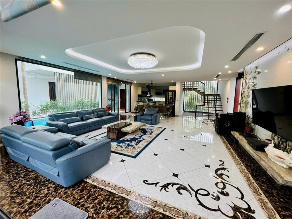 Chính chủ cần bán biệt thự nghỉ dưỡng cao cấp tại flamingo đại lải.  0338 771 *** e ngân