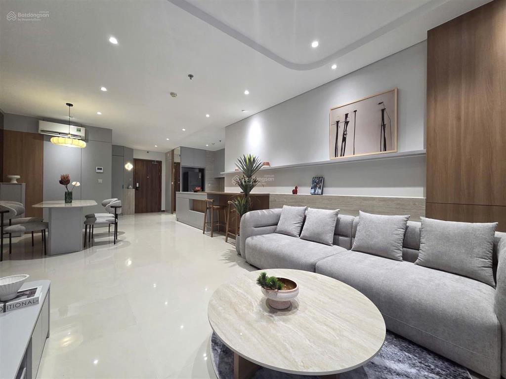 Bán gấp căn hộ 2pn hà đô centrosa quận 10  tặng full nội thất