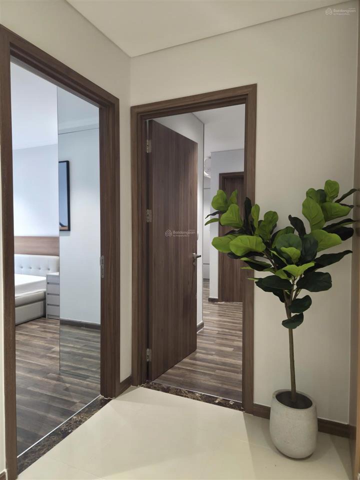 Bán gấp căn hộ 2pn hà đô centrosa quận 10  tặng full nội thất