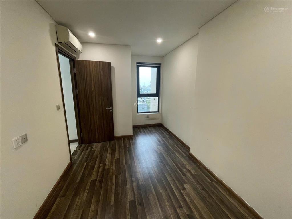 Bán căn hộ 2pn hà đô quận 10, giá 10 tỷ vnd