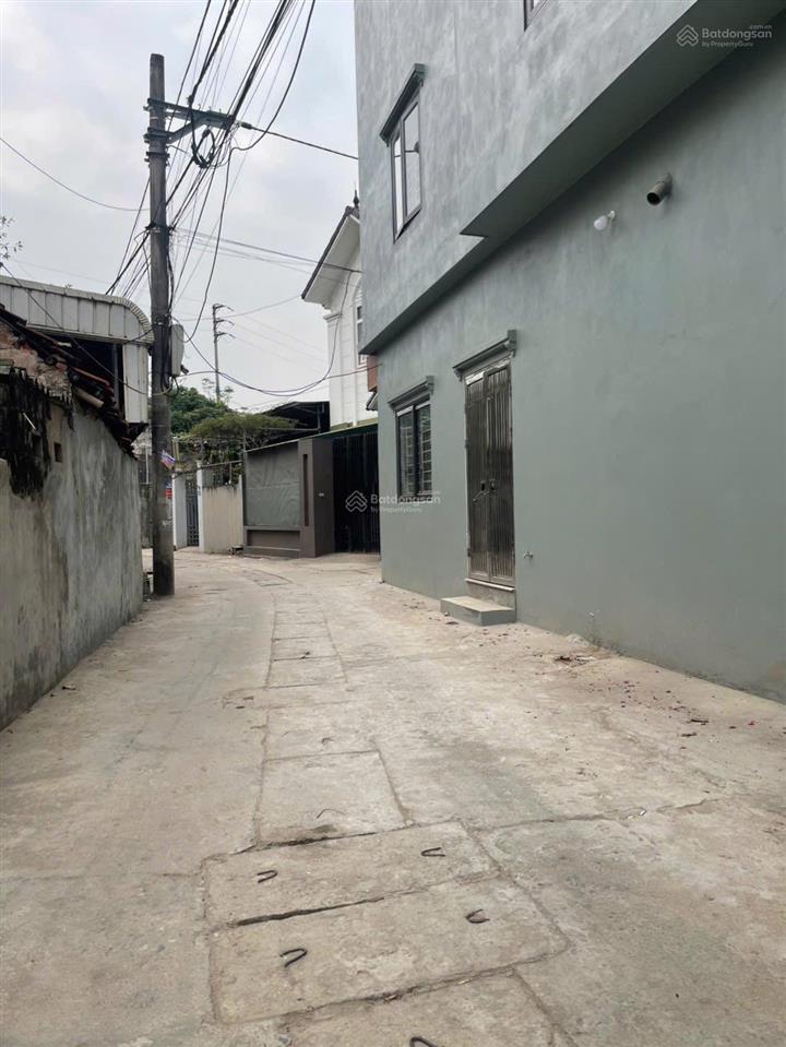 4.9 tỷ lô góc 45m2  3 mặt thoáng, ngõ thông oto tải qua nhà, cách trục chính oto tải tránh 10m