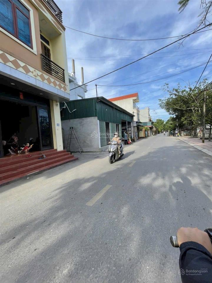 4.9 tỷ lô góc 45m2  3 mặt thoáng, ngõ thông oto tải qua nhà, cách trục chính oto tải tránh 10m