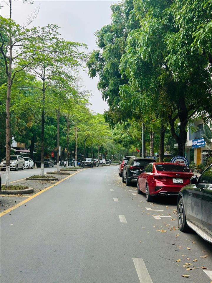 Cần bán căn liền kề 90m pariver ecopark