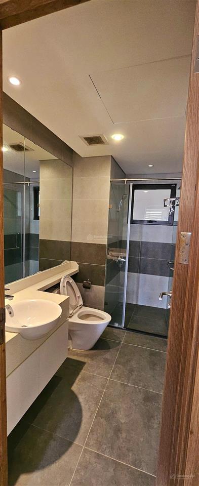 Cam kết giá tốt. bán căn 3 phòng ngủ view đảo full nội thất sky oasis, giá 5.6 tỷ bao phí