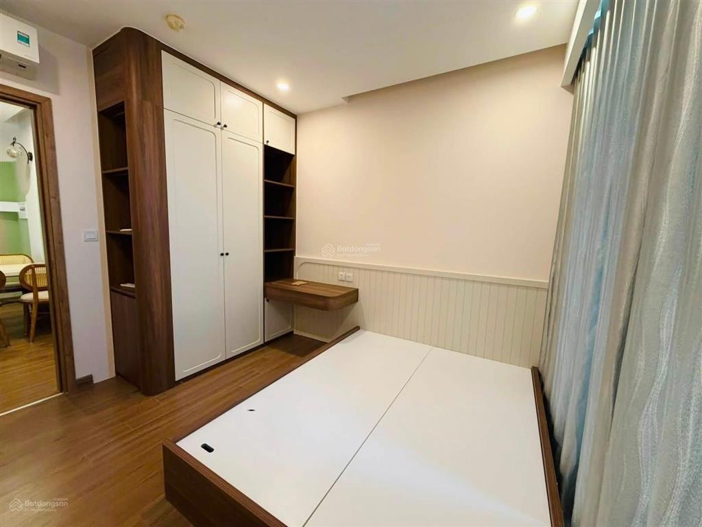 Cần bán căn 2 ngủ + 2 wc diện tích 76m sử dụng