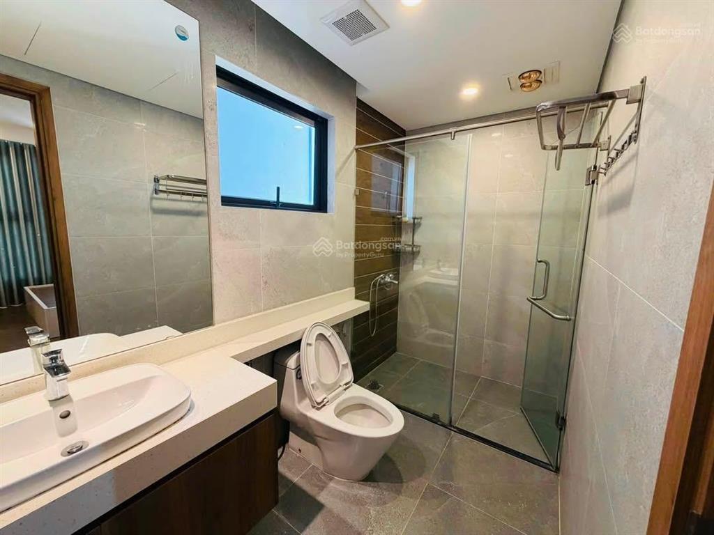 Cần bán căn 2 ngủ + 2 wc diện tích 76m sử dụng