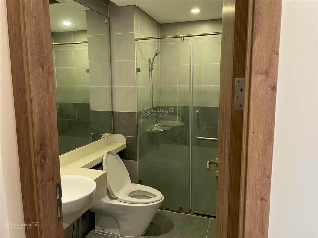 Bán gấp căn 2 ngủ 68m oasis siêu giá rẻ. ban công đông nam view đảo