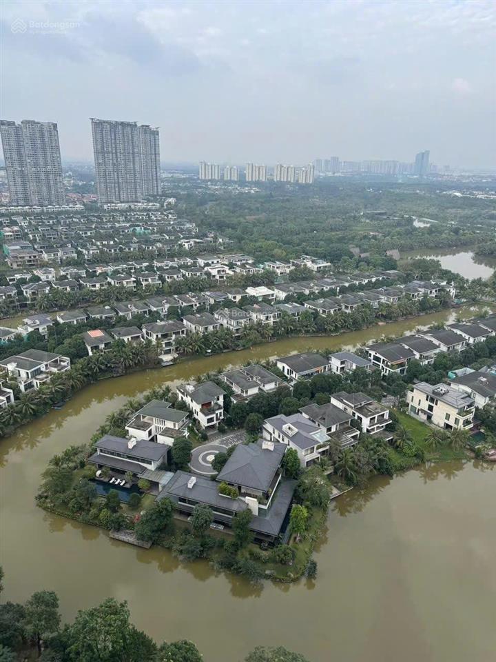 Ngon bổ rẻ, view hoa hậu giá hời. skyforest studio giá 2,4 tỷ bao phí full đồ