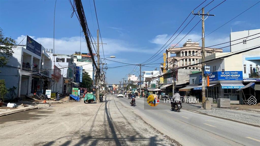Bán nhà cấp 4 qhxd nhà cao tầng mặt đường nguyễn thị định, q2, diện tích = 188,1 m2(7,15m x 18,2m)