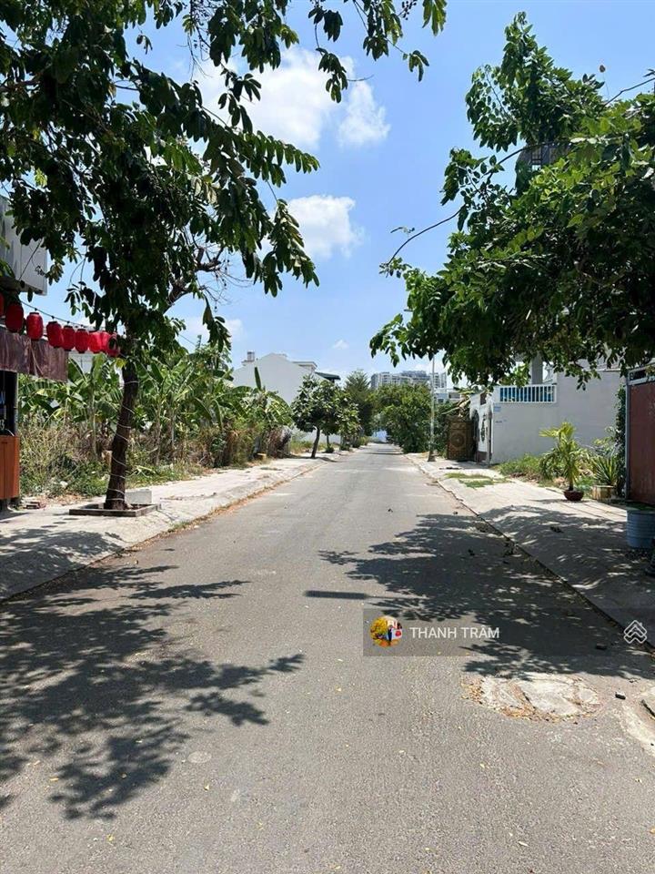 Bán nền đất xây villa mặt tiền đường 12m khu dân cư bình trưng đông, quận 2 đối diện lake view city