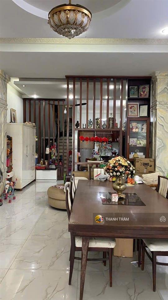 Nhà kết cấu 3 tầng+ st các nguyễn tuyển 50m với chiều ngang 5m dài 23m, dtsd 213m2, với giá 13 tỷ