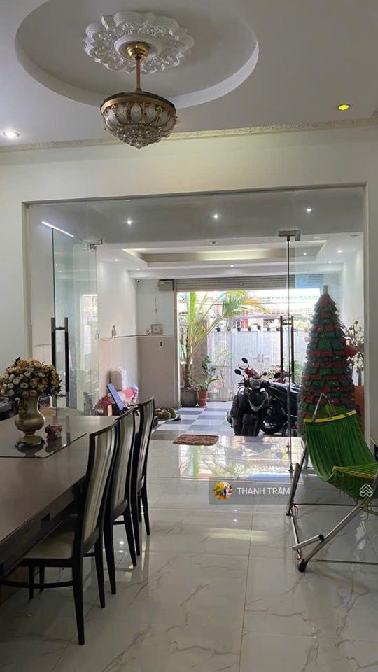 Nhà kết cấu 3 tầng+ st các nguyễn tuyển 50m với chiều ngang 5m dài 23m, dtsd 213m2, với giá 13 tỷ