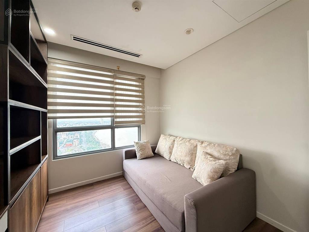 Cho thuê 3pn view sông đảo kim cương full nội thất