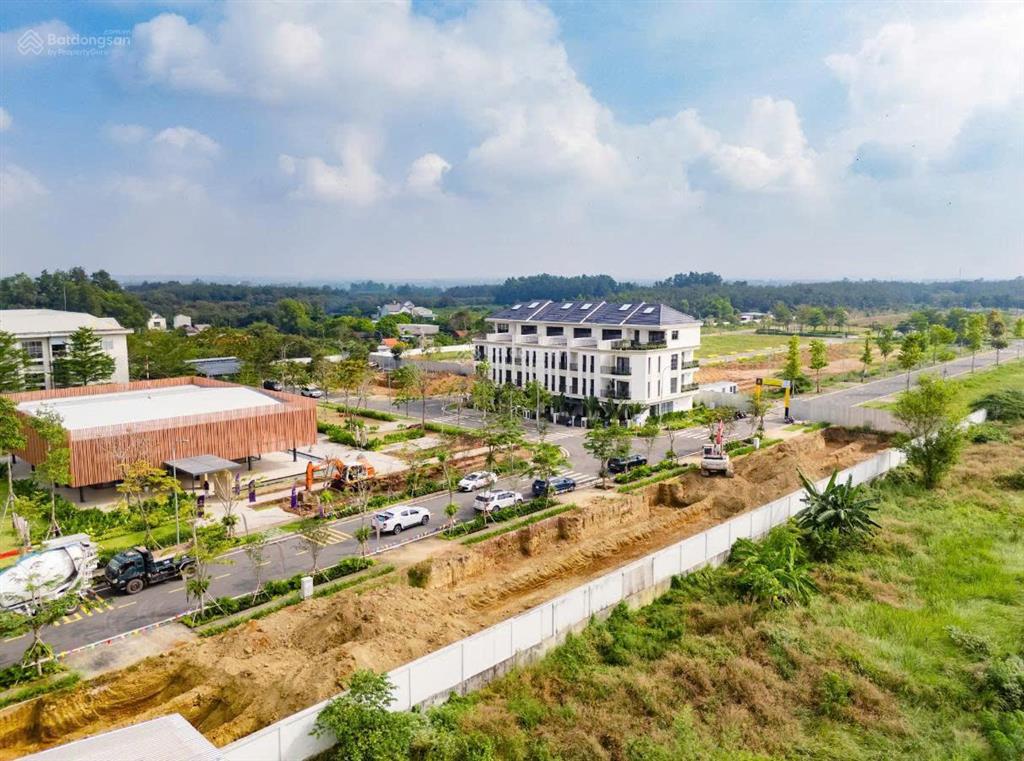 Salaciacompound villa, nhà phố chuẩn resort gđ1số lượng có hạn giá từ 4,7 tỷtrả chậm 48 tháng