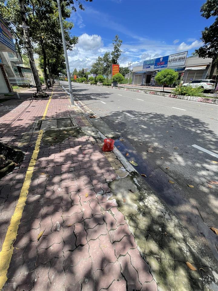 Cho thuê nguyên căn mt lê duẩn  phú mỹ diện tích 4mx16m trệt 2 lầu, giá 9tr/th còn tl
