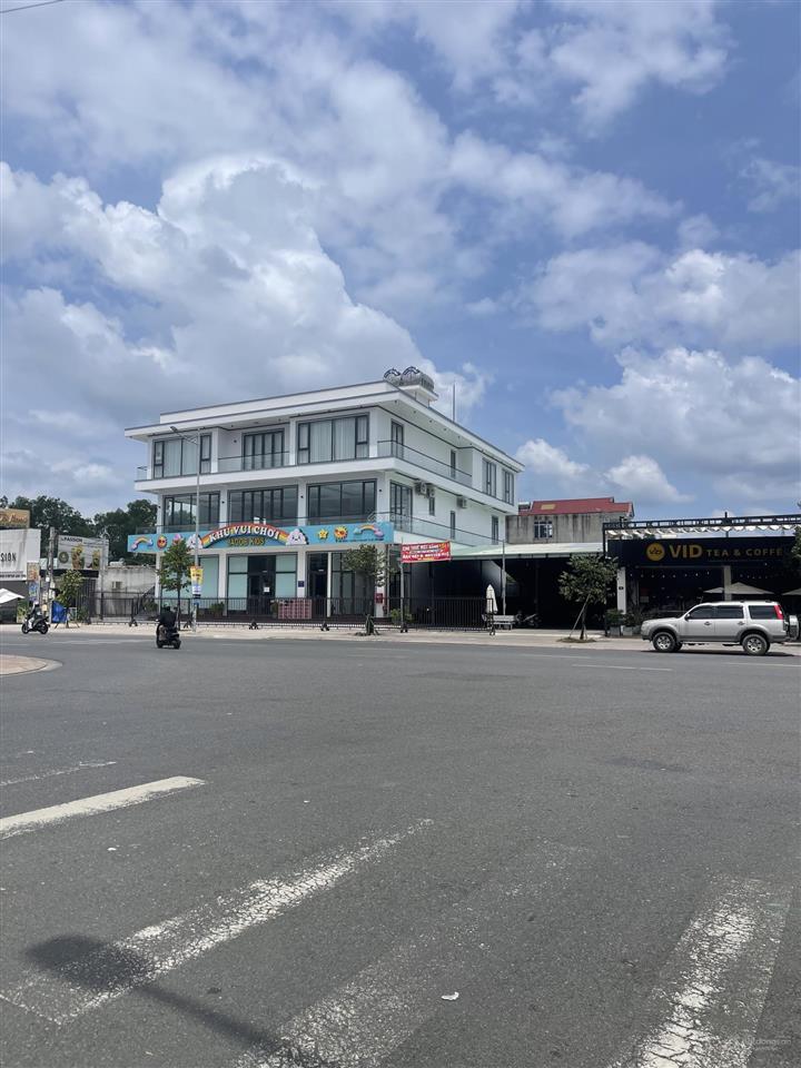 Cho thuê nguyên căn dài hạn mặt tiền hùng vương đoạn sầm uất 10x35m nở hậu 15m 400m2sd giá 25tr/th