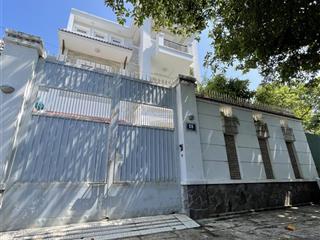 Cho thuê nhà để ở trung tâm vũng tàu 10mx24m có 3 tầng đầy đủ chức năng, nội thất tiện nghi 25tr/th
