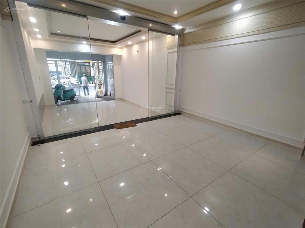 Cần bán gấp định cư nhà mt 50d nguyễn bỉnh khiêm gò vấp 4,2mx25m 105m2 cn gồm 4 tầng nhà mới
