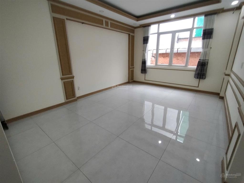 Cần bán gấp định cư nhà mt 50d nguyễn bỉnh khiêm gò vấp 4,2mx25m 105m2 cn gồm 4 tầng nhà mới