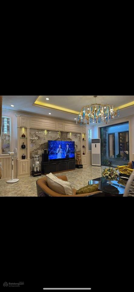Căn biệt thự cao cấp 4pn, 4wc, dt 245m2 tại đinh văn chấp, hòa xuân, đà nẵng, gần cầu hòa xuân